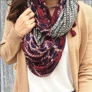 Stella & Dot Reversible Infinity Scarf
